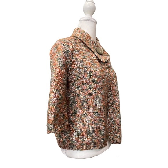 TWEEDS Woman’s Wool Cardigan with Abalone Button Closure, Size Medium - Picture 3 of 4